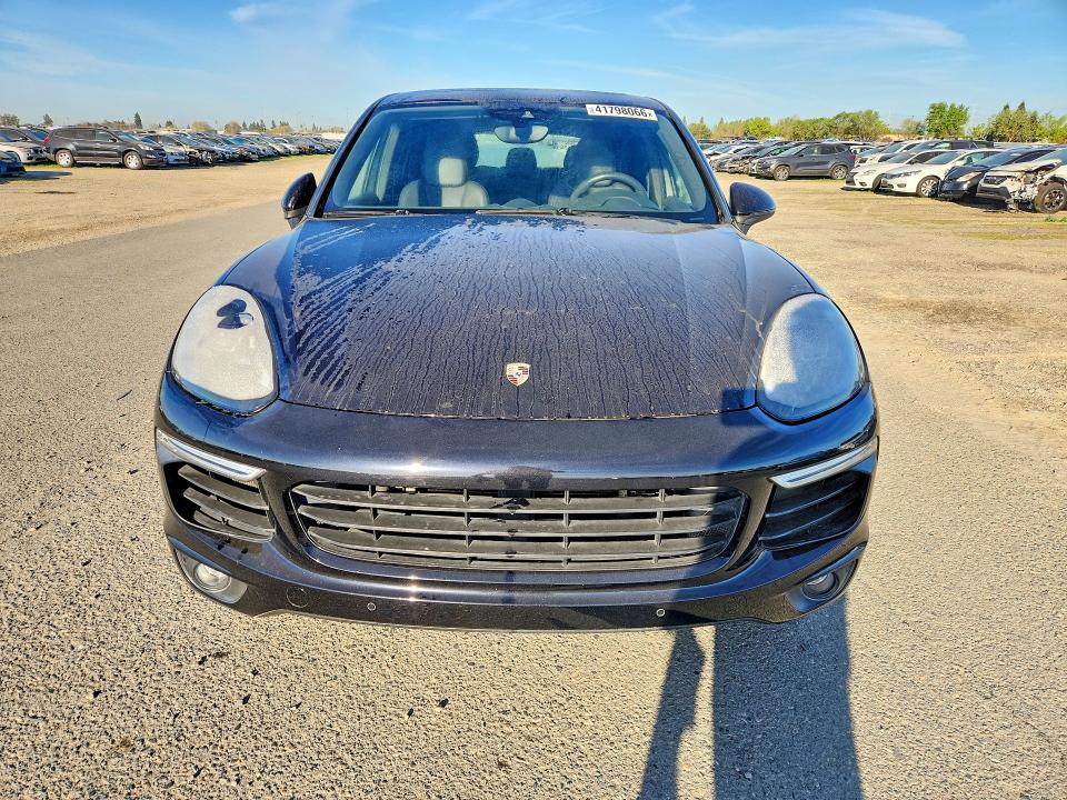 41798066 :رقم المزاد ، WP1AE2A27FLA51910 vin ، 2015 Porsche Cayenne مزاد بيع