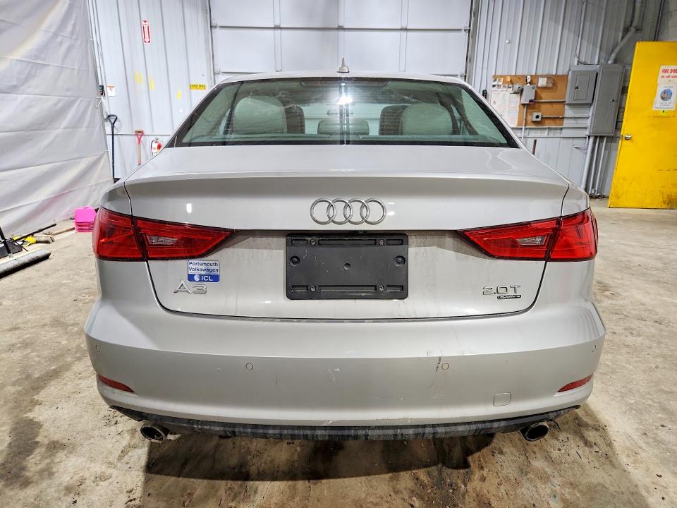45481216 :رقم المزاد ، WAUBFGFF3F1070054 vin ، 2015 Audi A3 مزاد بيع