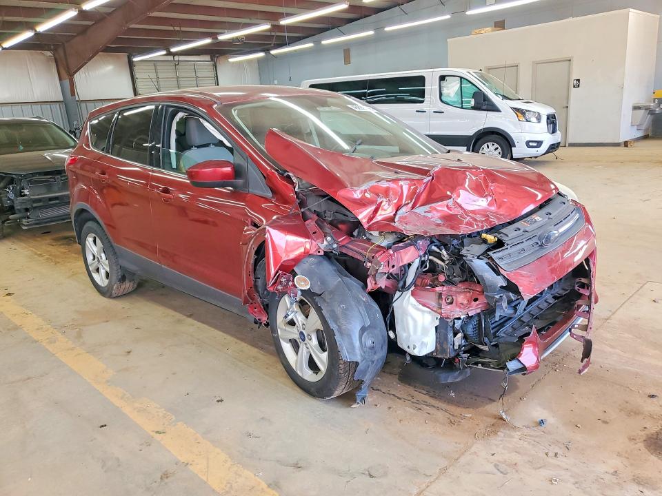 2015 Ford Escape მანქანა იყიდება აუქციონზე, vin: 1FMCU0GX3FUB69334, აუქციონის ნომერი: 46892566