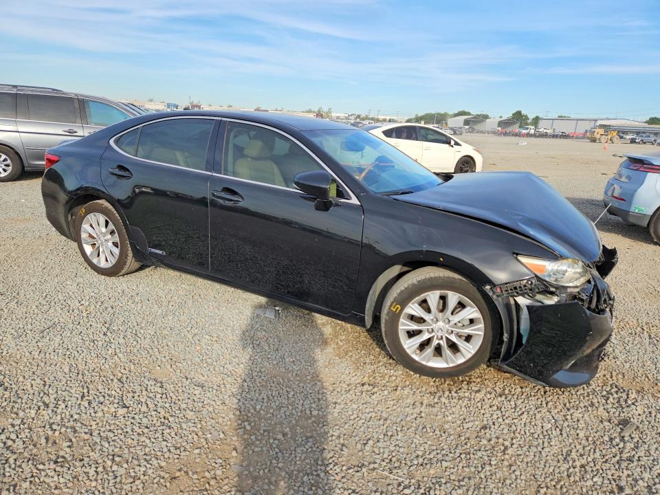 46509096 :رقم المزاد ، JTHBW1GG3F2077084 vin ، 2015 Lexus Es 300h مزاد بيع