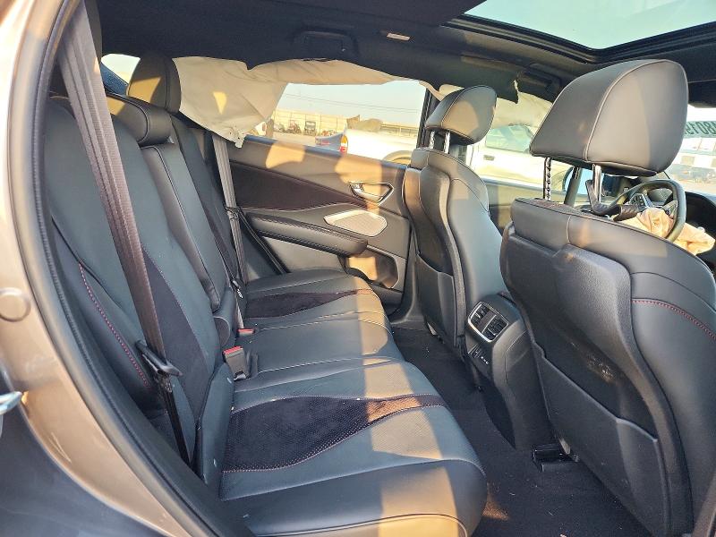 48019666 :رقم المزاد ، 5J8TC2H84NL009611 vin ، 2022 Acura Rdx مزاد بيع