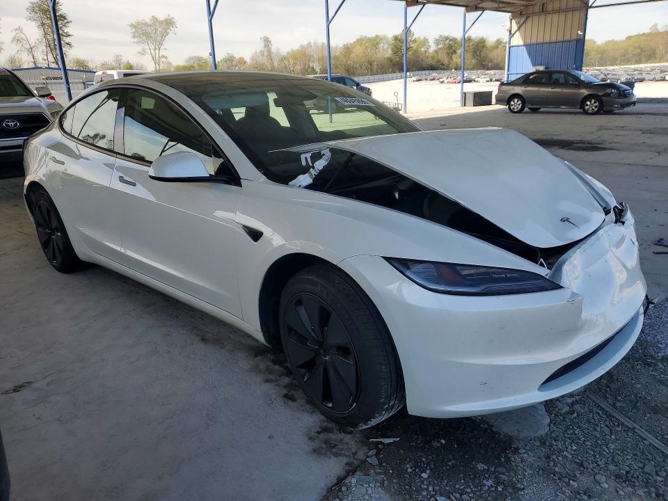 Продажа на аукционе авто 2025 Tesla Model 3, vin: 5YJ3E1EA6SF927823, номер лота: 46945096
