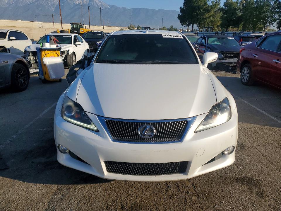 Продажа на аукционе авто 2014 Lexus Is 250c, vin: JTHFF2C21E2529890, номер лота: 41583956