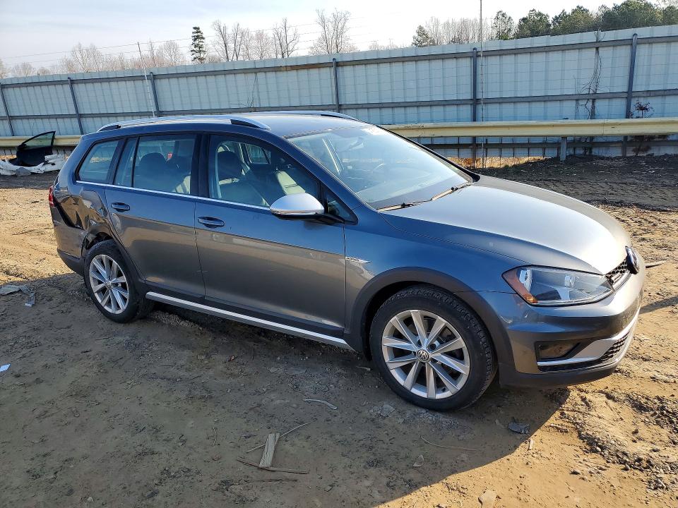 2017 Volkswagen Golf Alltrack მანქანა იყიდება აუქციონზე, vin: 3VWH17AU0HM517489, აუქციონის ნომერი: 41874756