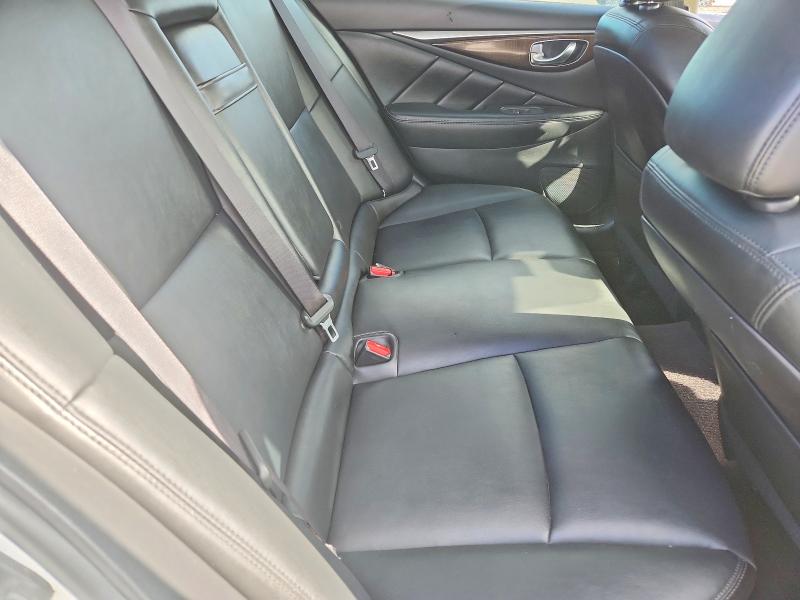 42065206 :رقم المزاد ، JN1EV7AP8JM364501 vin ، 2018 Infiniti Q50 مزاد بيع