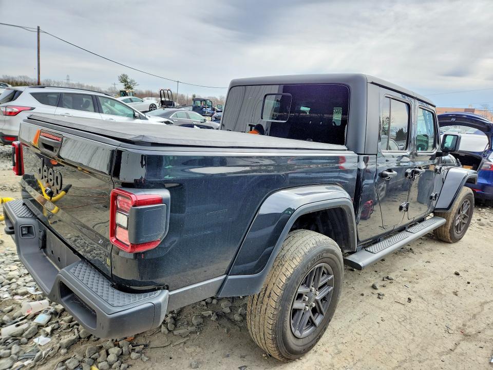 Продажа на аукционе авто 2024 Jeep Gladiator, vin: 1C6HJTAG6RL113404, номер лота: 46166476