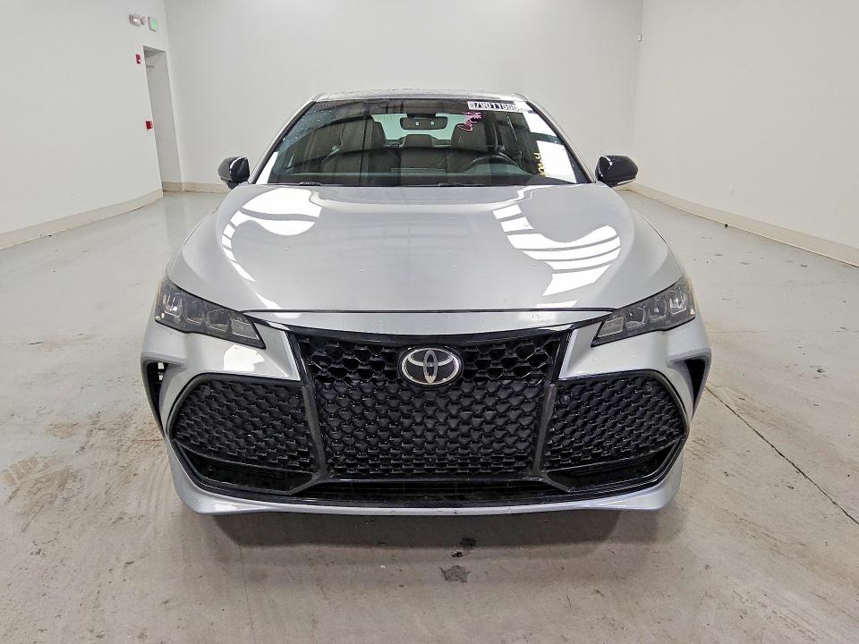 79011555 :رقم المزاد ، 4T1BZ1FB5KU006932 vin ، 2019 Toyota Avalon مزاد بيع