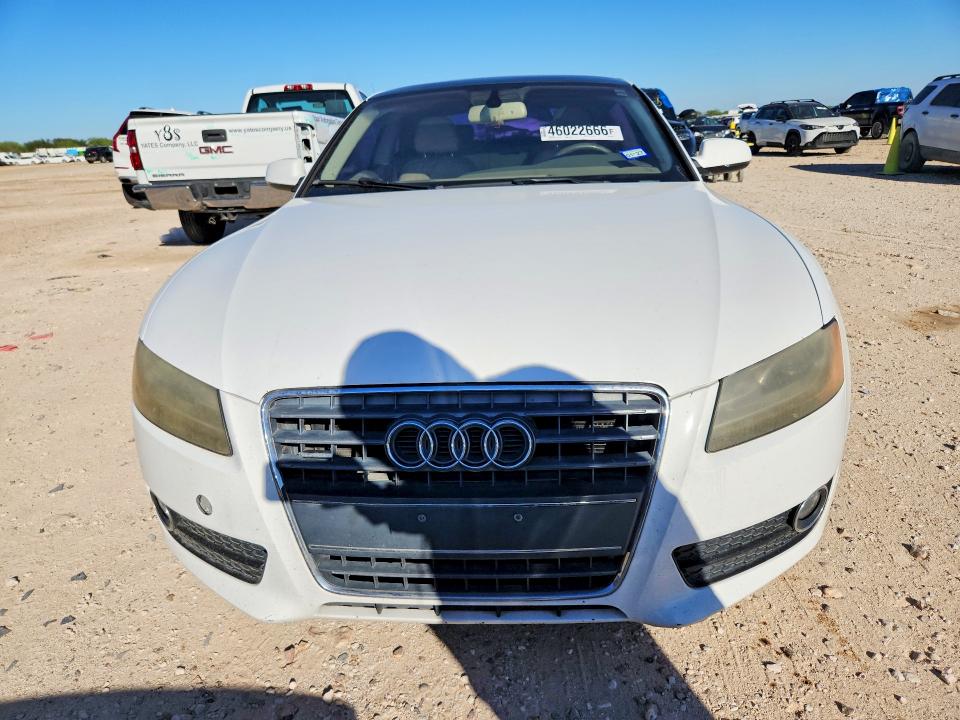 Продажа на аукционе авто 2011 Audi A5, vin: WAURFAFR0BA086017, номер лота: 46022666