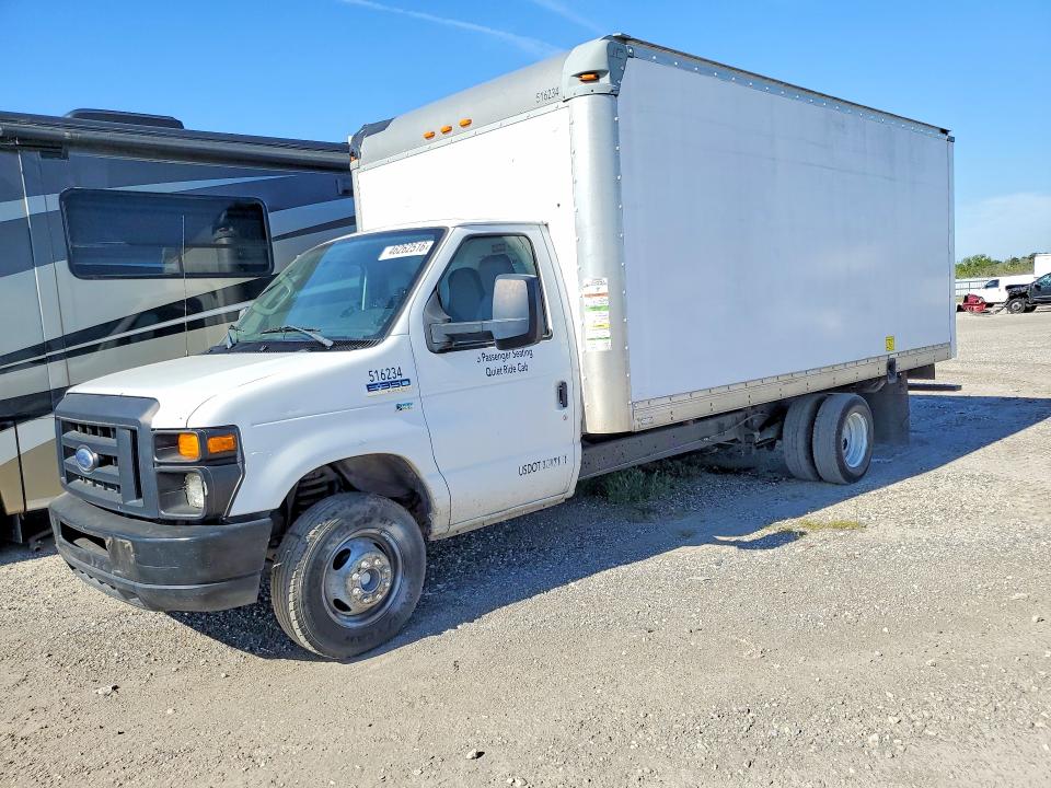 2015 Ford Econoline მანქანა იყიდება აუქციონზე, vin: 1FDWE3FL8FDA25689, აუქციონის ნომერი: 46262516