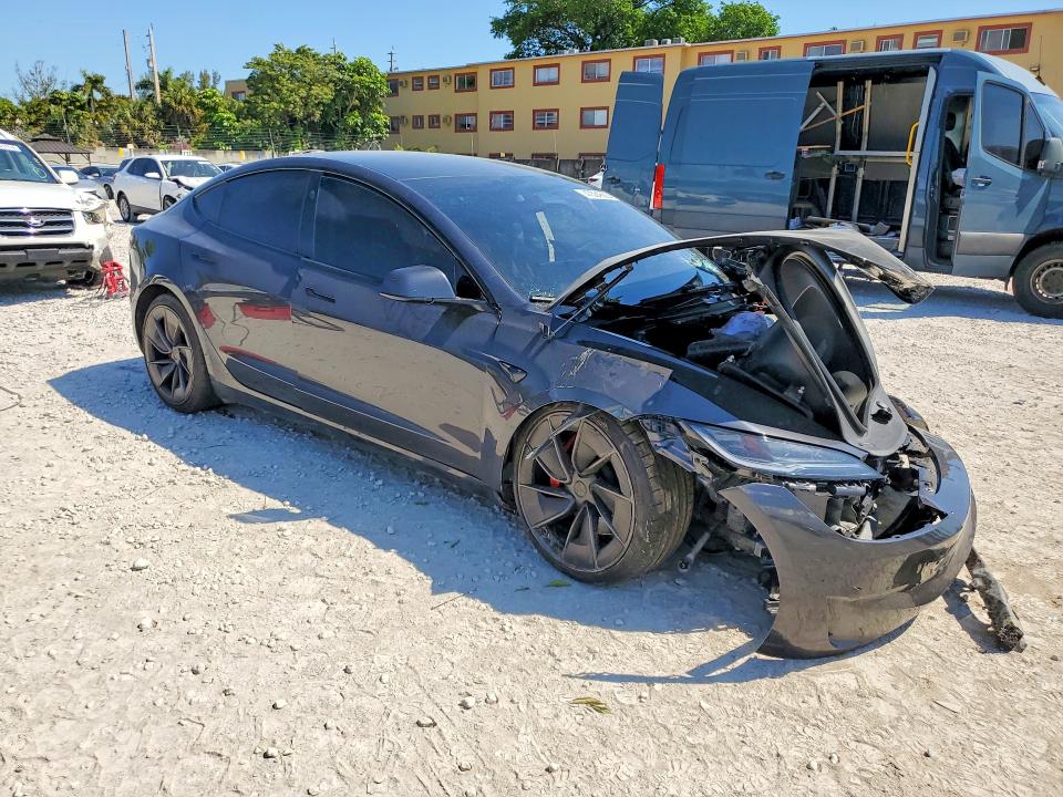 47334566 :رقم المزاد ، 5YJ3E1ET8RF867071 vin ، 2024 Tesla Model 3 مزاد بيع