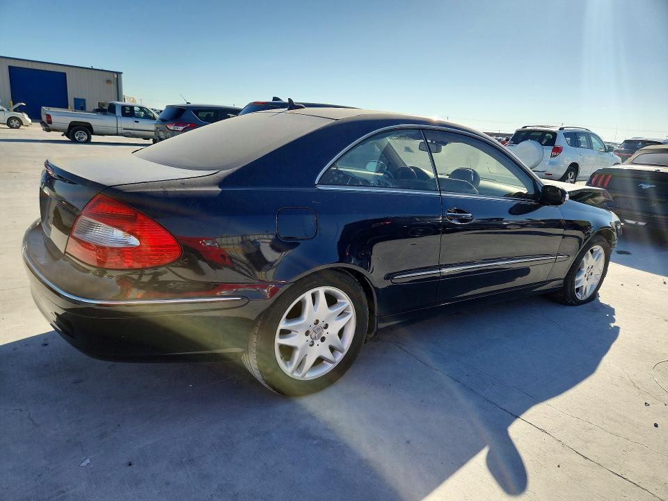 46070976 :رقم المزاد ، WDBTJ56H28F247418 vin ، 2008 Mercedes-benz Clk مزاد بيع