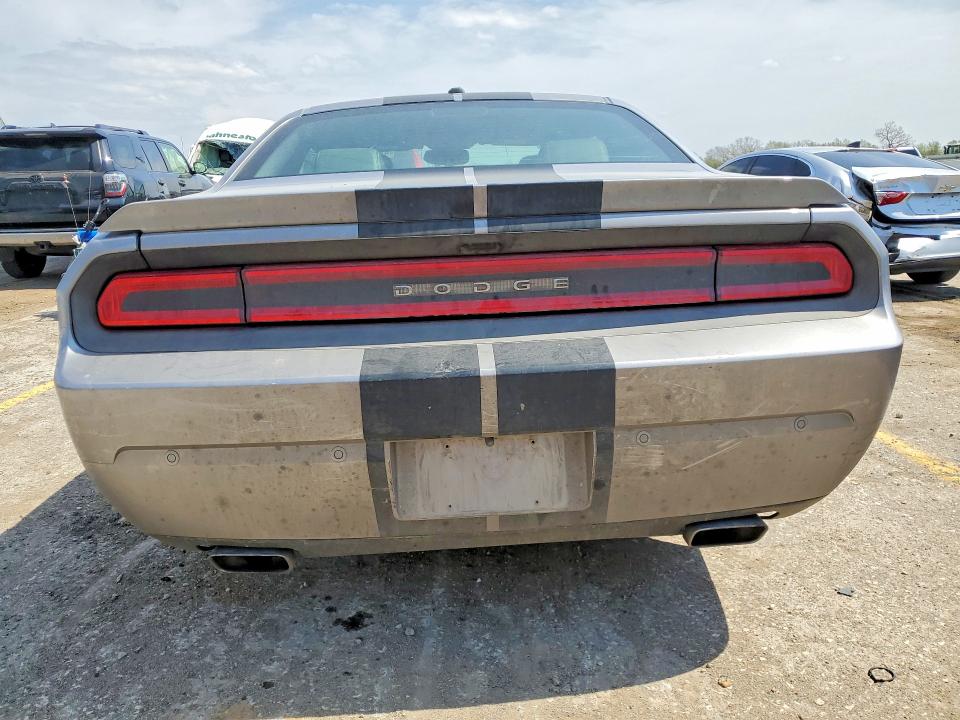 48161206 :رقم المزاد ، 2C3CDYAG0EH212125 vin ، 2014 Dodge Challenger مزاد بيع