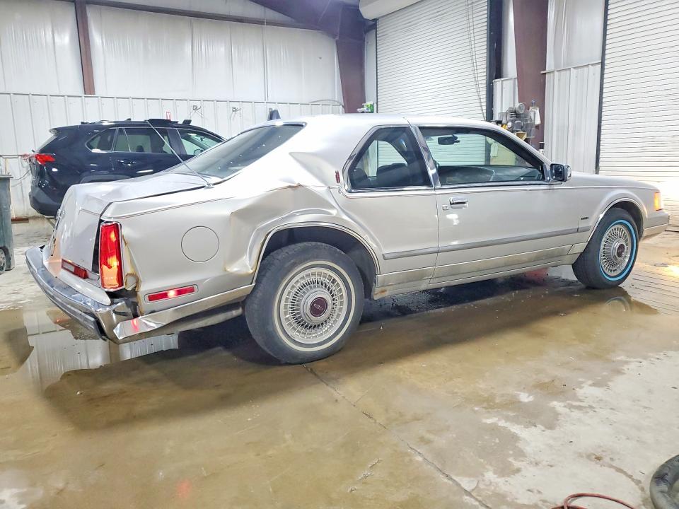 1990 Lincoln Mark Vii მანქანა იყიდება აუქციონზე, vin: 1LNCM92E5LY792467, აუქციონის ნომერი: 45762616