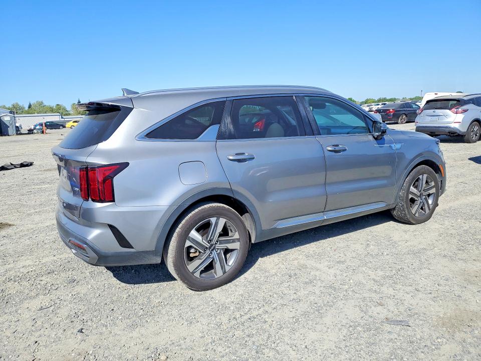 Продажа на аукционе авто 2022 Kia Sorento Plug-in Hybrid, vin: KNDRMDLH3N5069005, номер лота: 46637606
