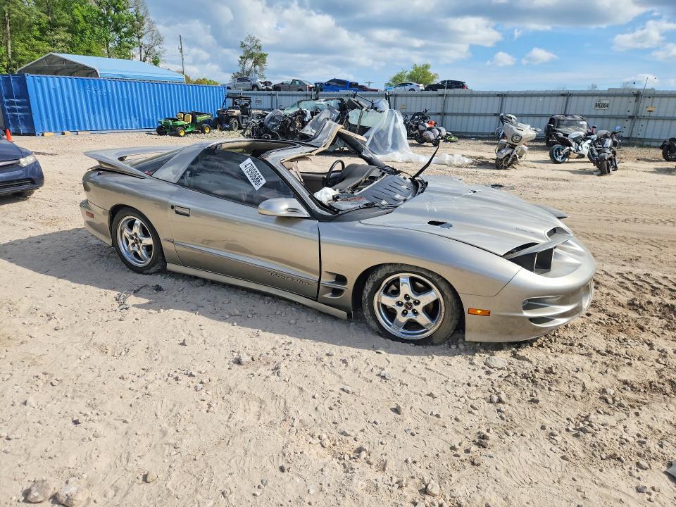 47990686 :رقم المزاد ، 2G2FV22G212118461 vin ، 2001 Pontiac Firebird مزاد بيع