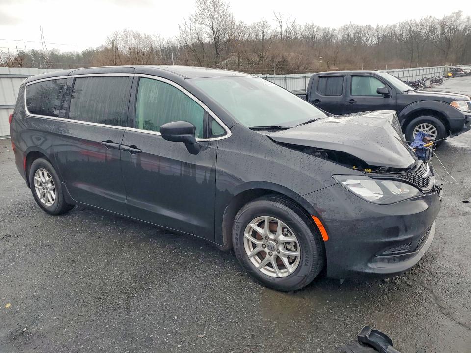 Продажа на аукционе авто 2024 Chrysler Voyager, vin: 2C4RC1CG5RR101390, номер лота: 45821816