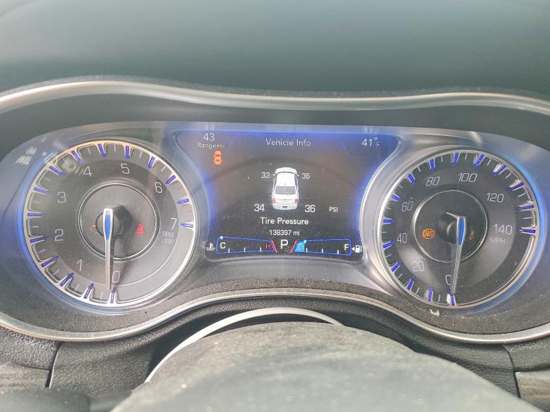 46471716 :رقم المزاد ، 2C3CCAAG1JH256199 vin ، 2018 Chrysler 300 مزاد بيع