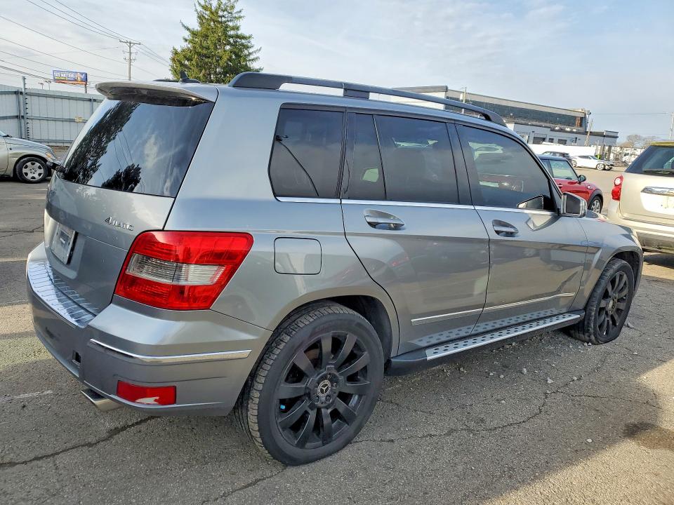2011 Mercedes-benz Glk მანქანა იყიდება აუქციონზე, vin: WDCGG8HB5BF635434, აუქციონის ნომერი: 45818326