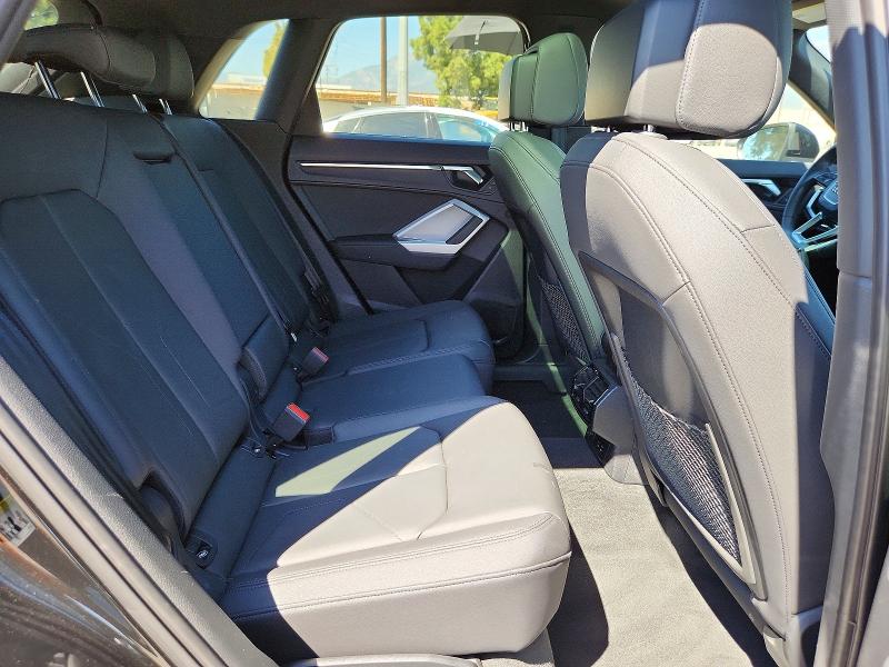46529886 :رقم المزاد ، WA1DECF35R1162469 vin ، 2024 Audi Q3 مزاد بيع