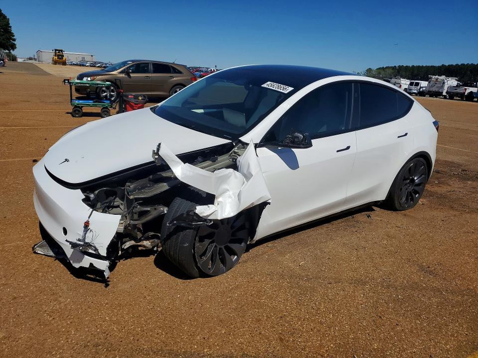 2025 Tesla Model Y მანქანა იყიდება აუქციონზე, vin: 7SAYGDEF6SA378086, აუქციონის ნომერი: 45628656