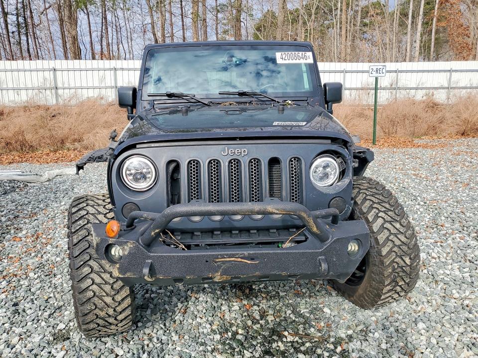 42008646 :رقم المزاد ، 1C4BJWDG9GL105208 vin ، 2016 Jeep Wrangler Unlimited مزاد بيع