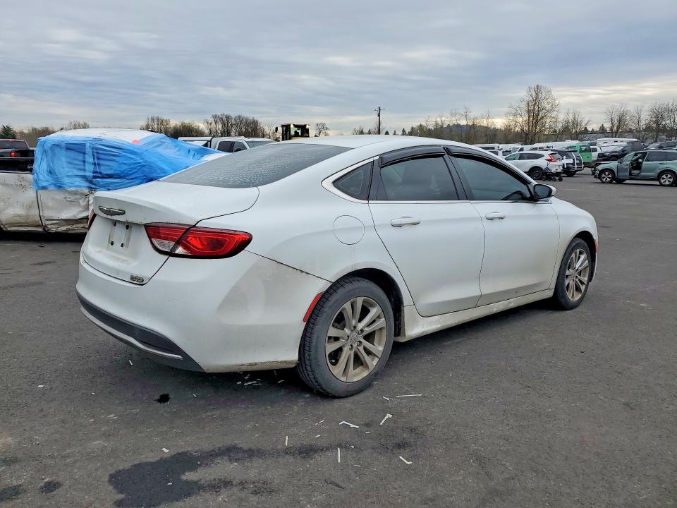 47042746 :رقم المزاد ، 1C3CCCAB4FN548928 vin ، 2015 Chrysler 200 مزاد بيع