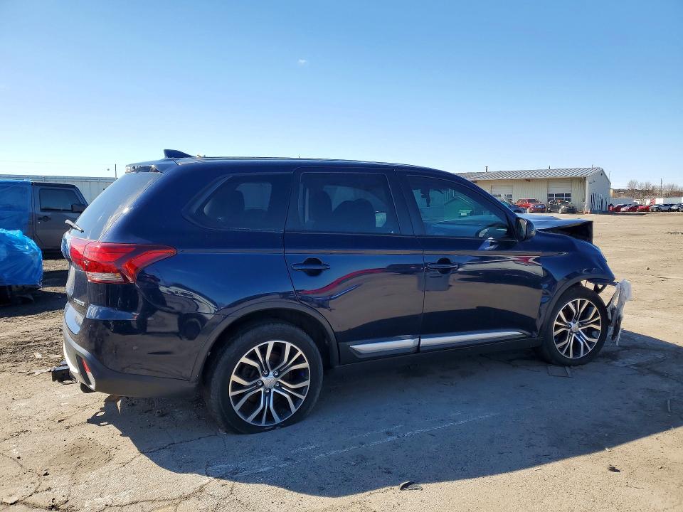 Продаж на аукціоні авто 2018 Mitsubishi Outlander, vin: JA4AZ3A33JJ005235, номер лоту: 46935136
