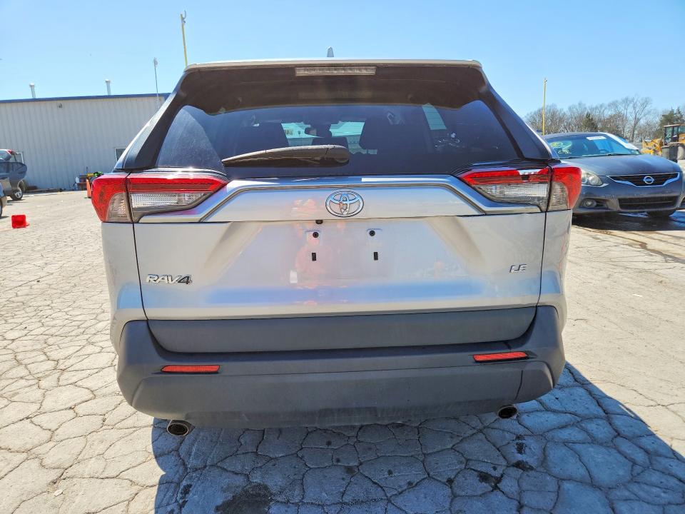 2022 Toyota Rav4 მანქანა იყიდება აუქციონზე, vin: 2T3H1RFV4NC183513, აუქციონის ნომერი: 46863936