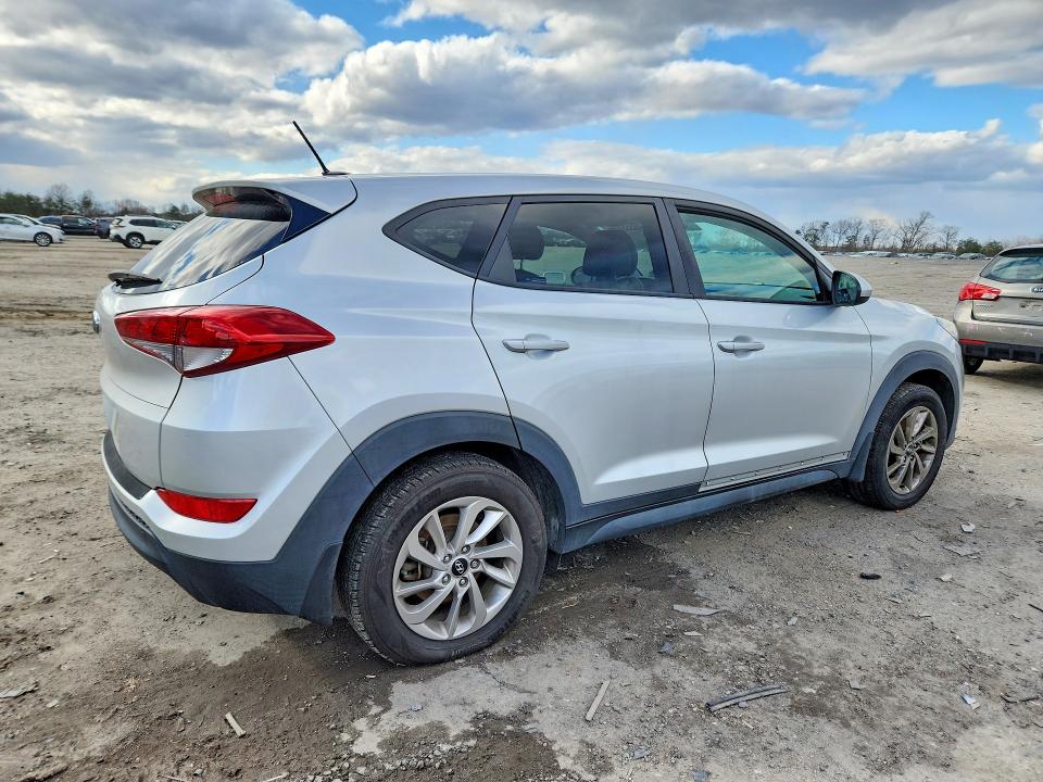 46555336 :رقم المزاد ، KM8J23A47GU257317 vin ، 2016 Hyundai Tucson مزاد بيع