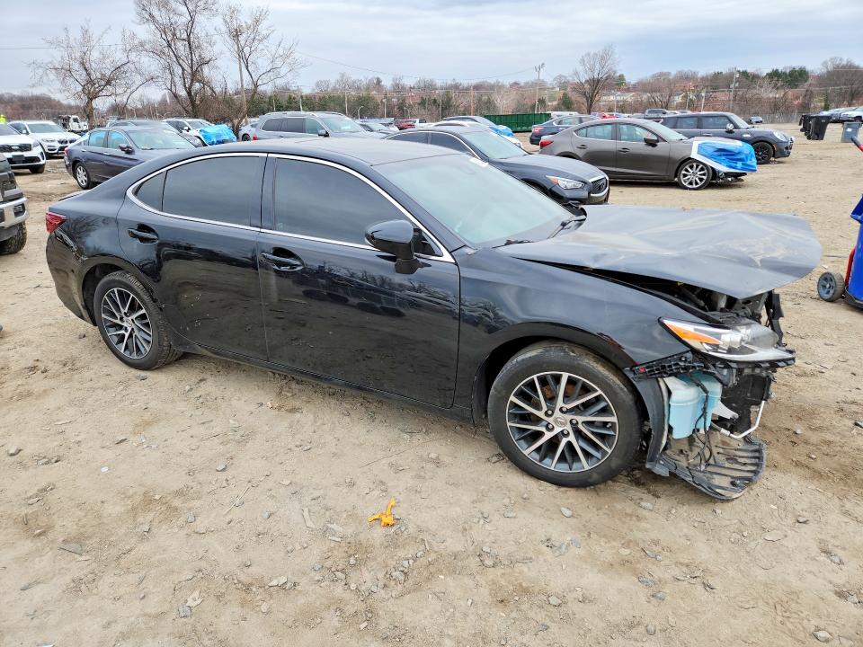 46822866 :رقم المزاد ، 58ABK1GG9GU026051 vin ، 2016 Lexus Es 350 مزاد بيع
