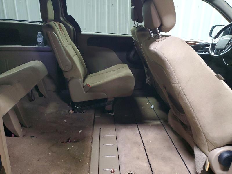 46201806 :رقم المزاد ، 2A4RR5DG8BR605016 vin ، 2011 Chrysler Town & Country مزاد بيع