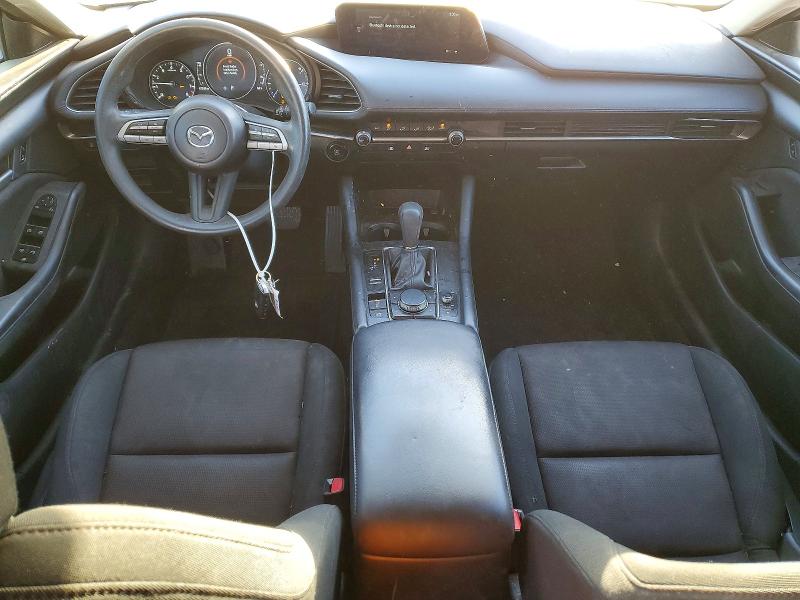 46874856 :رقم المزاد ، 3MZBPAA70NM301777 vin ، 2022 Mazda 3 مزاد بيع