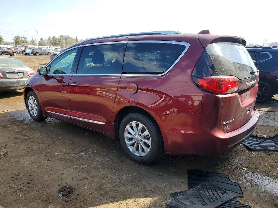 2018 Chrysler Pacifica მანქანა იყიდება აუქციონზე, vin: 2C4RC1BG0JR127921, აუქციონის ნომერი: 47403136