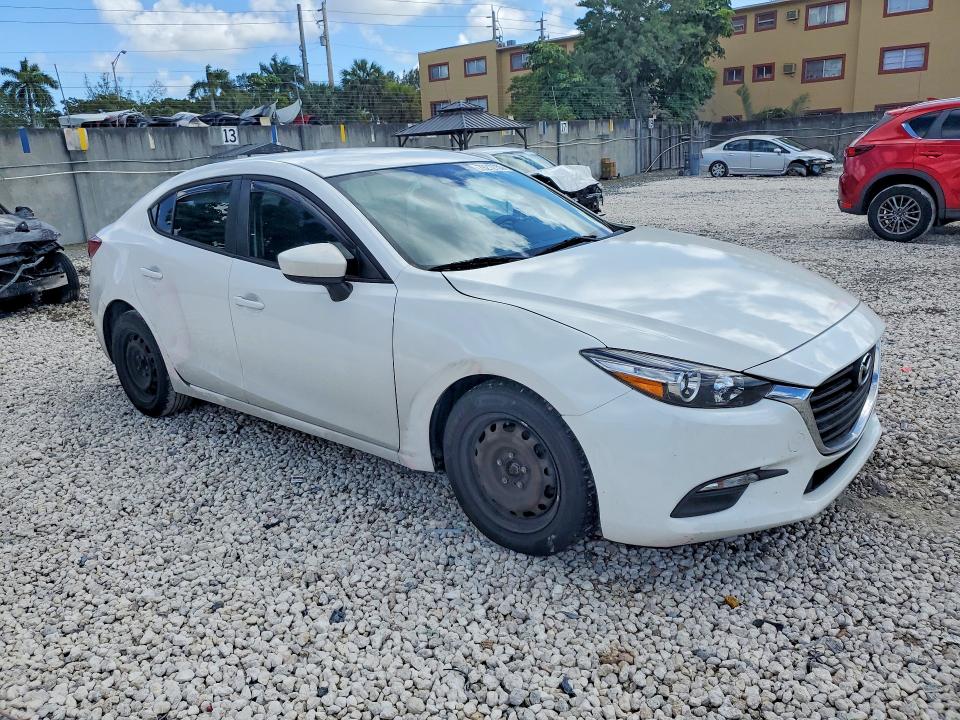 Продаж на аукціоні авто 2018 Mazda 3, vin: 3MZBN1U74JM239683, номер лоту: 79212755