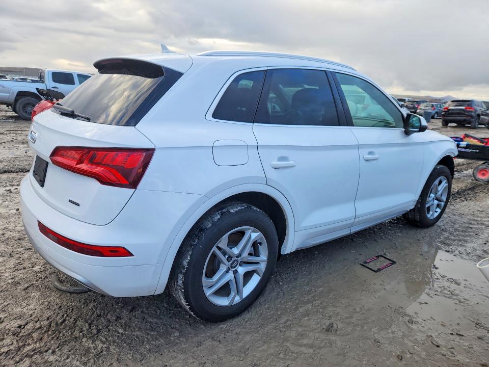 Продажа на аукционе авто 2019 Audi Q5, vin: WA1ANAFY3K2037280, номер лота: 41639626