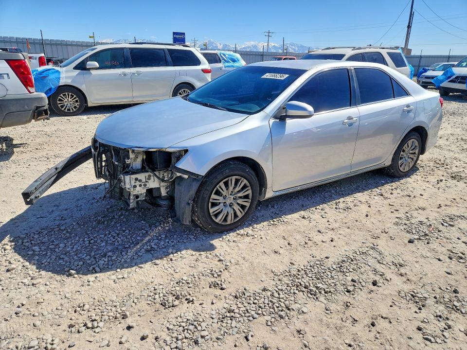 41666296 :رقم المزاد ، 4T4BF1FK4DR277367 vin ، 2013 Toyota Camry مزاد بيع