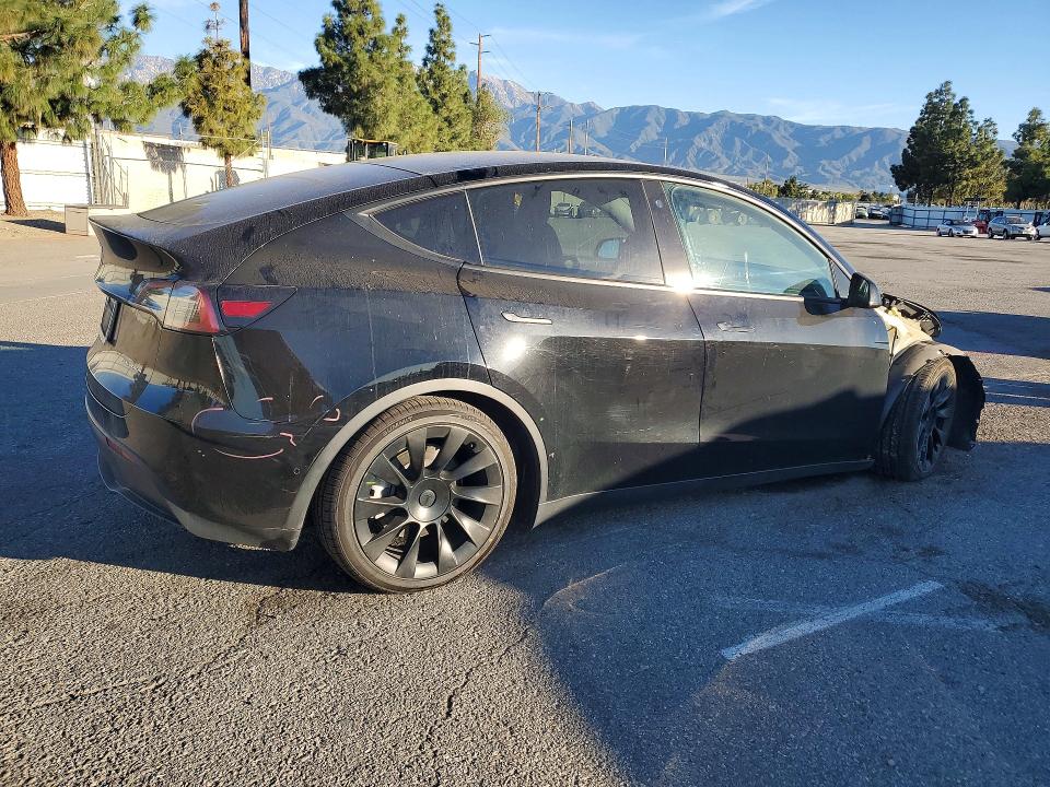 Продажа на аукционе авто 2022 Tesla Model Y, vin: 7SAYGDEE4NF352696, номер лота: 45875196