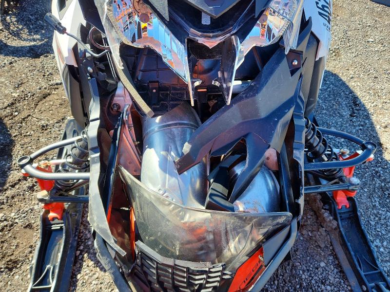 46273096 :رقم المزاد ، 2BPSUWGF9GV000032 vin ، 2016 Ski Renegade مزاد بيع