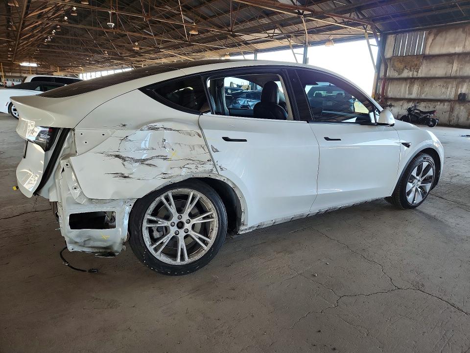 79934845 :رقم المزاد ، 5YJYGDEE9MF074115 vin ، 2021 Tesla Model Y مزاد بيع