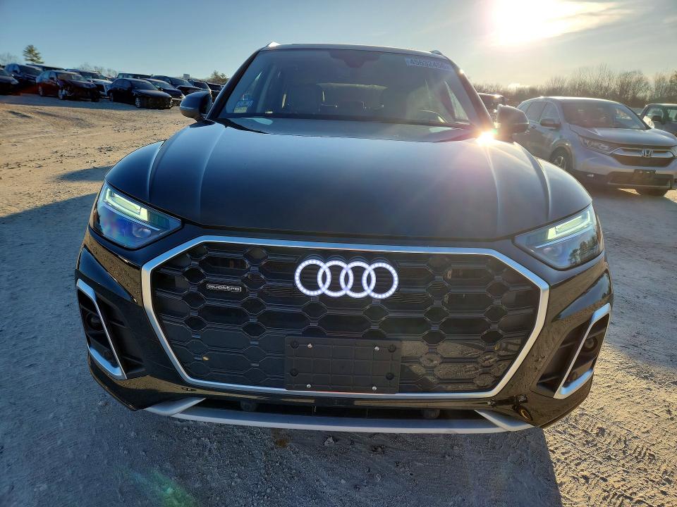 45632456 :رقم المزاد ، WA1G2AFY0R2102423 vin ، 2024 Audi Q5 E مزاد بيع