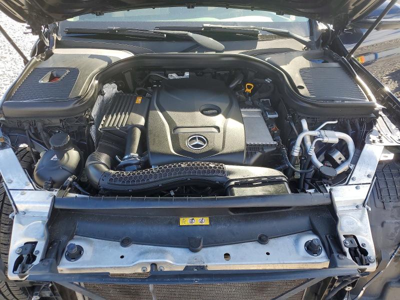 46332826 :رقم المزاد ، WDC0G4KB6JV023640 vin ، 2018 Mercedes-benz Glc مزاد بيع