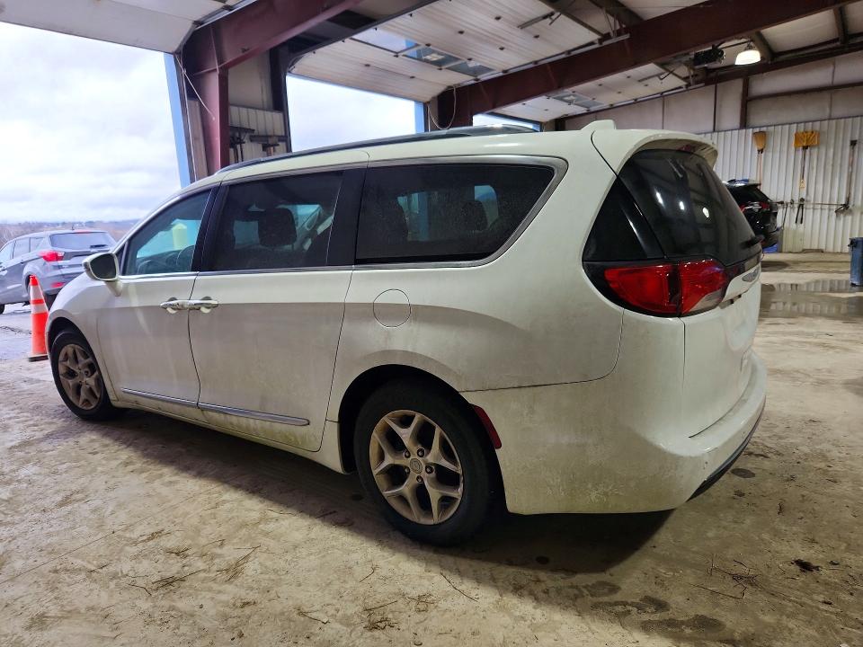 Продажа на аукционе авто 2019 Chrysler Pacifica, vin: 2C4RC1GGXKR552363, номер лота: 45840796