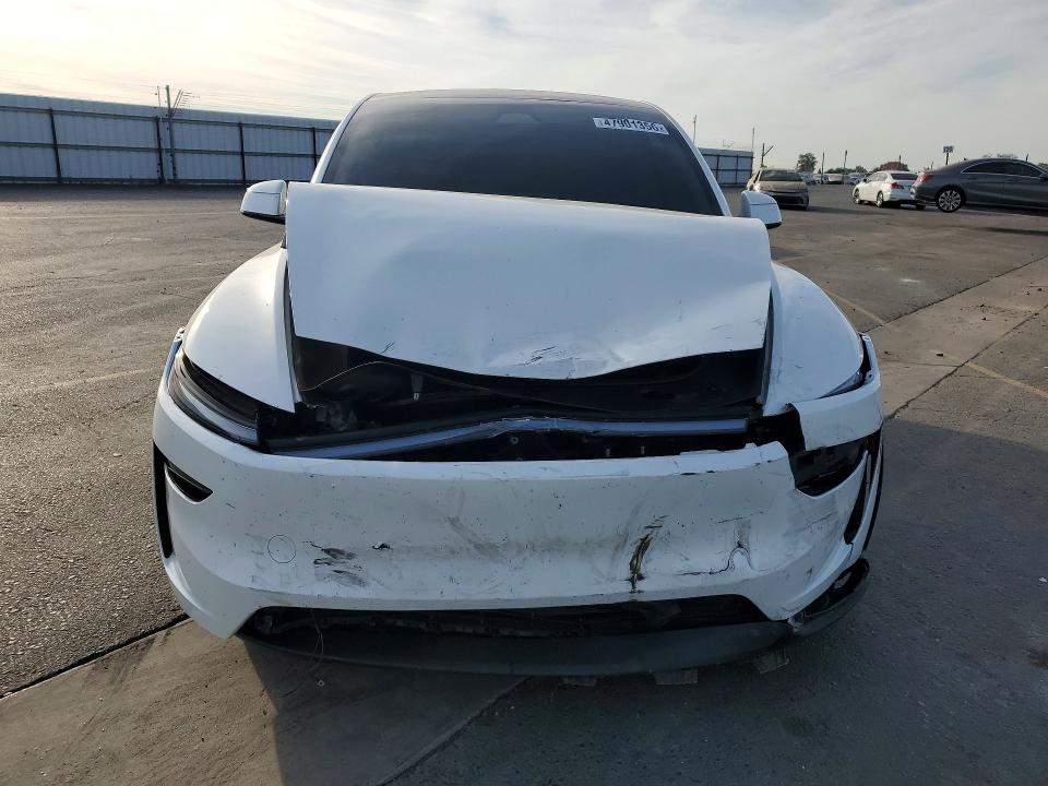 47901356 :رقم المزاد ، 7SAYGDEE9TF365456 vin ، 2026 Tesla Model Y مزاد بيع