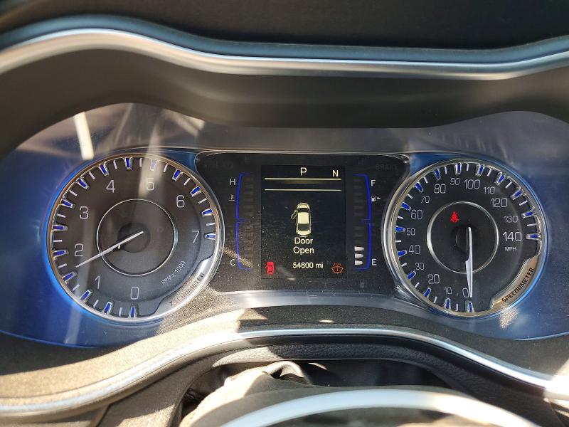 47529786 :رقم المزاد ، 1C3CCCFB7GN189827 vin ، 2016 Chrysler 200 مزاد بيع