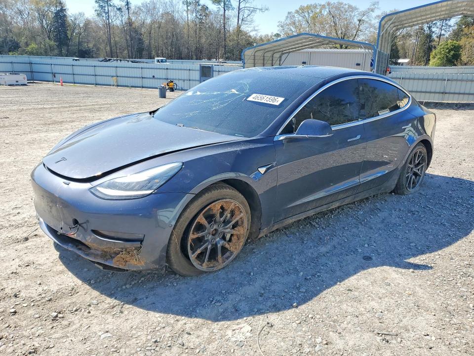 46561596 :رقم المزاد ، 5YJ3E1EB5KF195239 vin ، 2019 Tesla Model 3 مزاد بيع