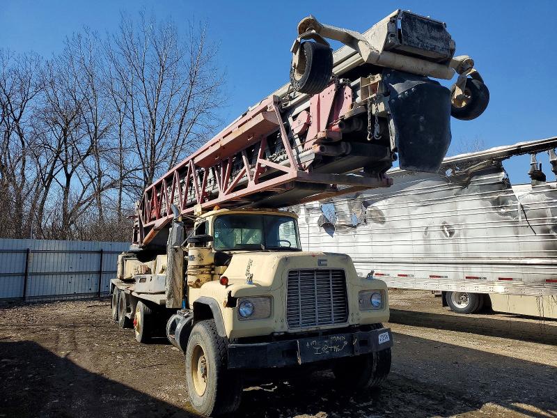 1991 Mack Rd688s600 მანქანა იყიდება აუქციონზე, vin: 1M2P264C1MM009056, აუქციონის ნომერი: 47385146