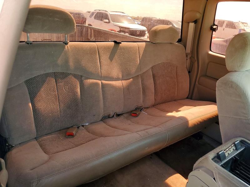 Продаж на аукціоні авто 2002 Chevrolet Silverado, vin: 2GCEC19V221155335, номер лоту: 46610866