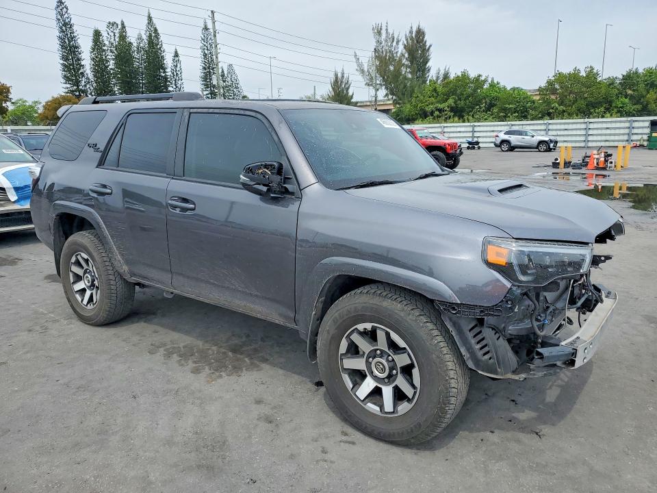 2023 Toyota 4runner მანქანა იყიდება აუქციონზე, vin: JTERU5JR1P6127705, აუქციონის ნომერი: 46662056