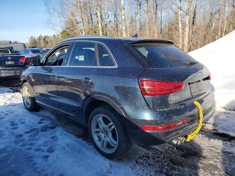 Продажа на аукционе авто 2015 Audi Q3, vin: WA1EFEFS9FR008185, номер лота: 75354165