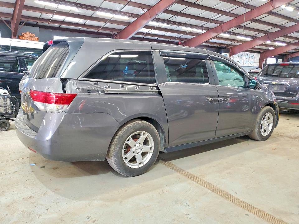 46928416 :رقم المزاد ، 5FNRL5H31GB083511 vin ، 2016 Honda Odyssey مزاد بيع